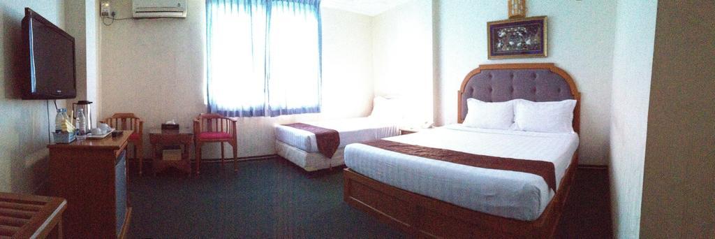 Hotel Glory Rangoon Eksteriør billede