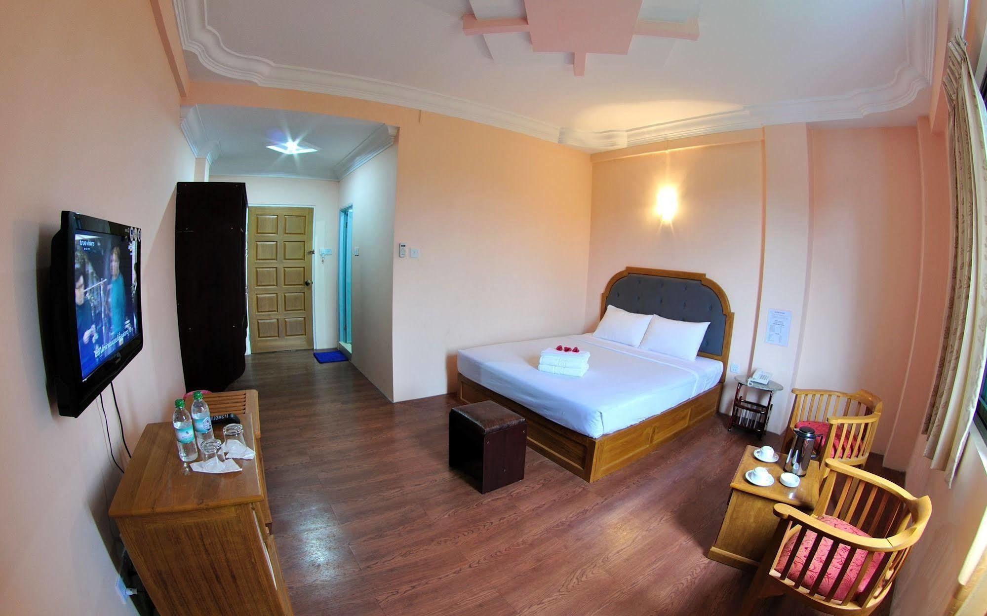 Hotel Glory Rangoon Eksteriør billede