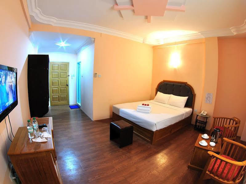 Hotel Glory Rangoon Eksteriør billede